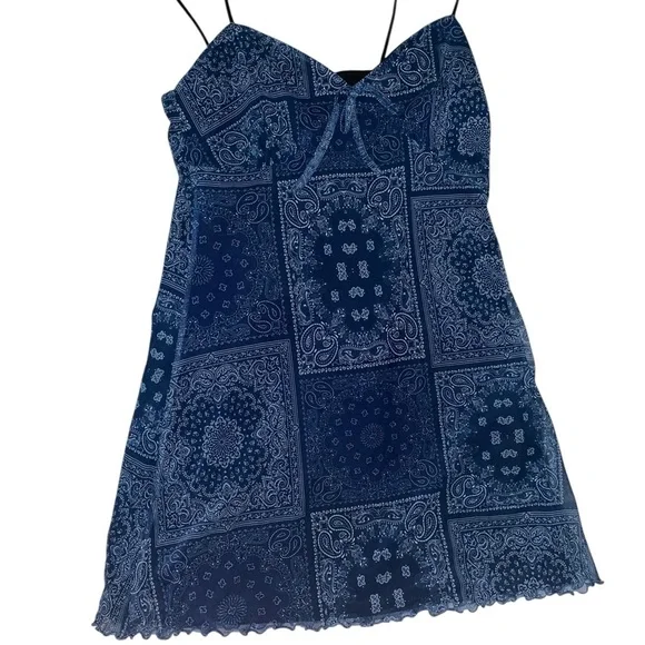 Urban Outfitters Elodie Bandana Print Mesh Mini Dress Blue Paisley Western - Picture 6 of 13